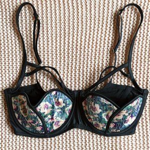 Playful Promises Bra *NEVER WORN*